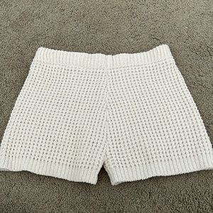 cream knit sleep shorts size small